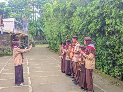 Penampilan Kesenian Angklung Peringatan Hari Pramuka Siswa Siswi SLB C Budi Asih Wonosobo Tahun Ajar