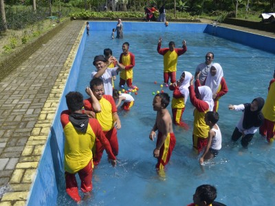 Outboond Pasar Kumandang Siswa Siswi SLB C Budi Asih Wonosobo Tahun Ajaran 2023/2024