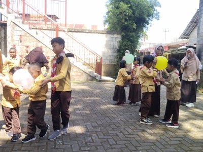 Lomba Joget Balon 17 Agustus SD-SMALB C Budi Asih Wonosobo Tahun Ajaran 2024/2025